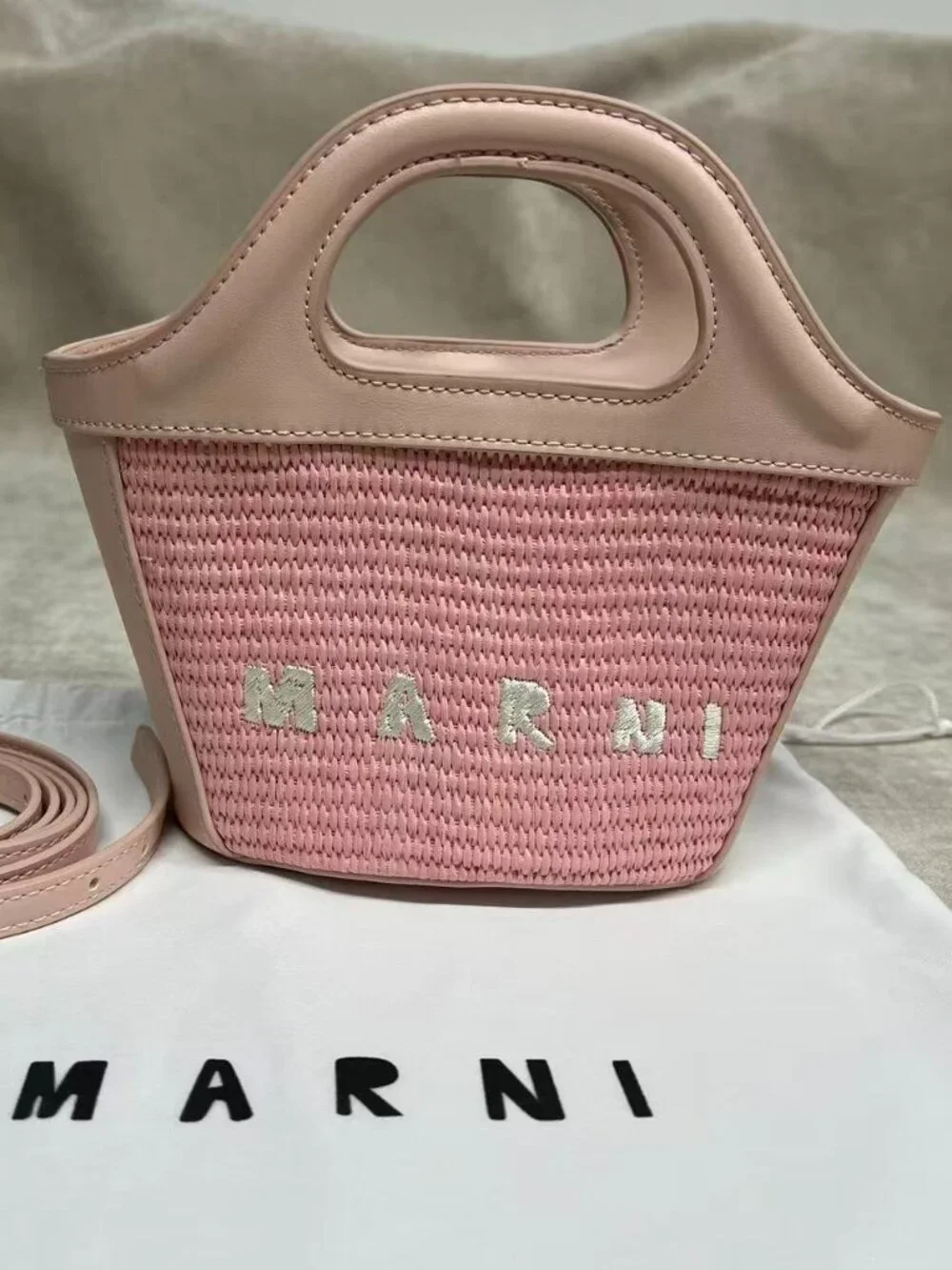 Marni Blush Woven Straw Mini Basket Handbag - Picture 1 of 6